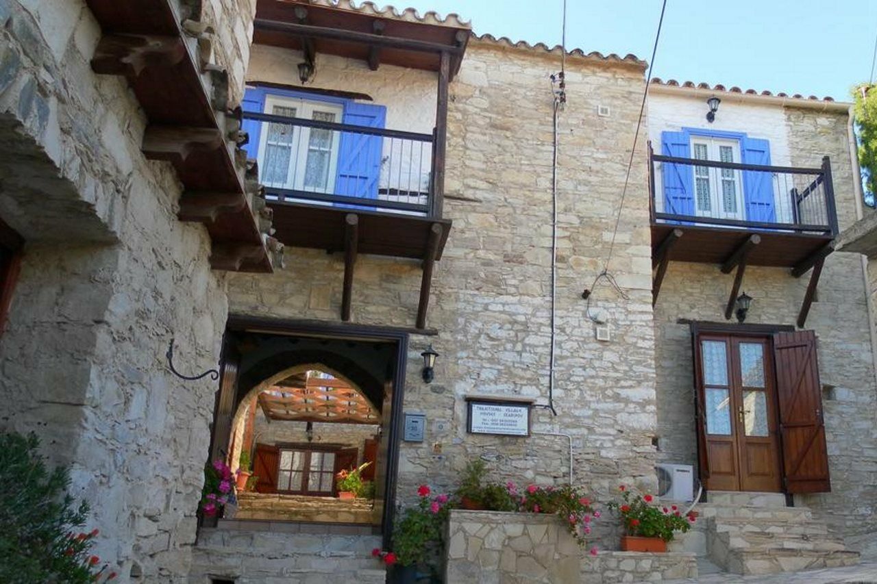 Traditional Village Houses Skarinou Eksteriør billede
