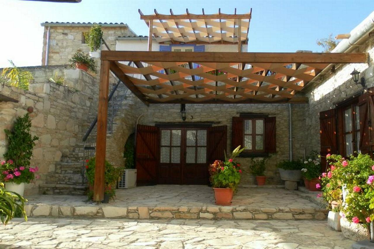 Traditional Village Houses Skarinou Eksteriør billede